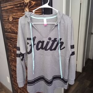 No Boundaries Sweater Size Large 11/13 Hoodie